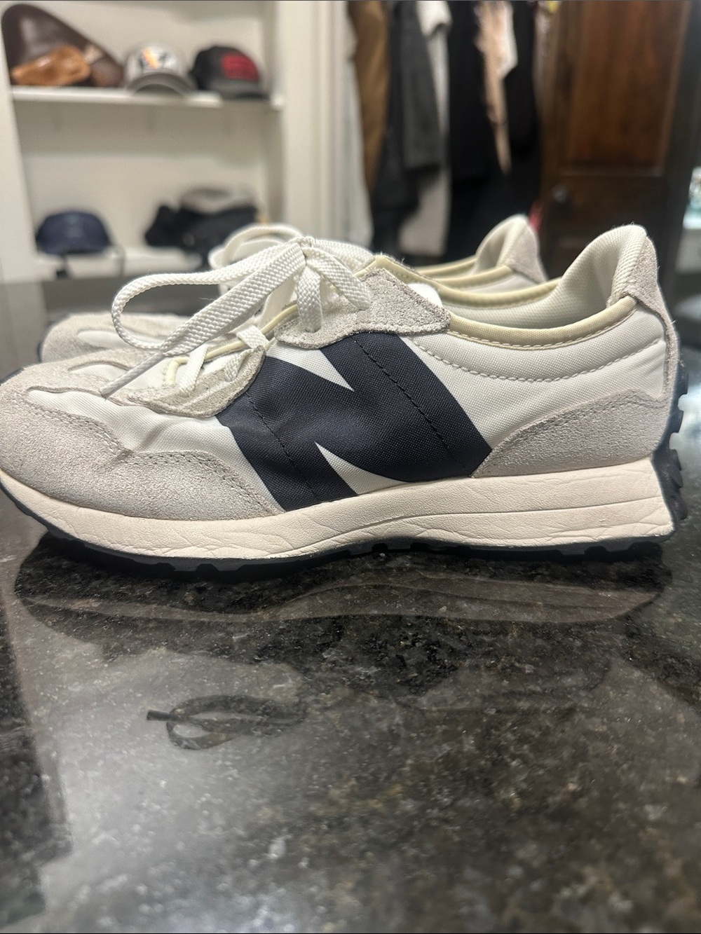 Kids Black & White 327 New Balance